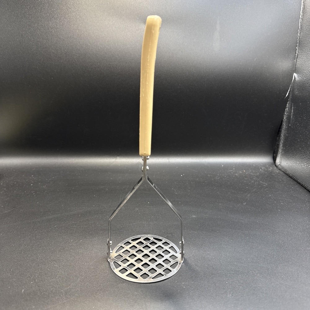 EKCO Potato Masher Stainless Steel Brown Plastic Handle Made Japan